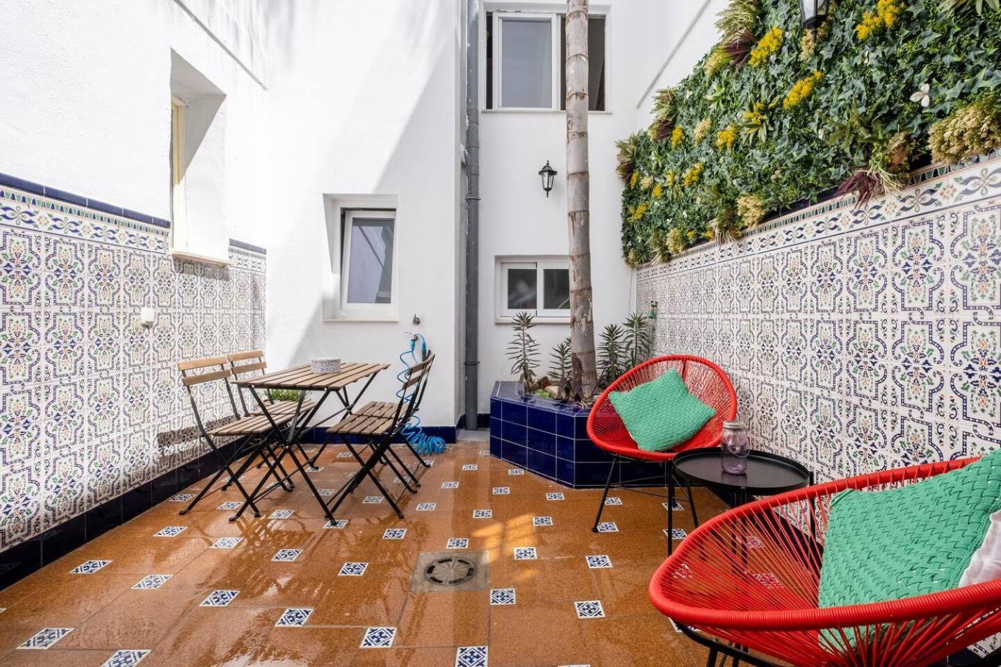 Casita Lucero Hotell Málaga Exteriör bild